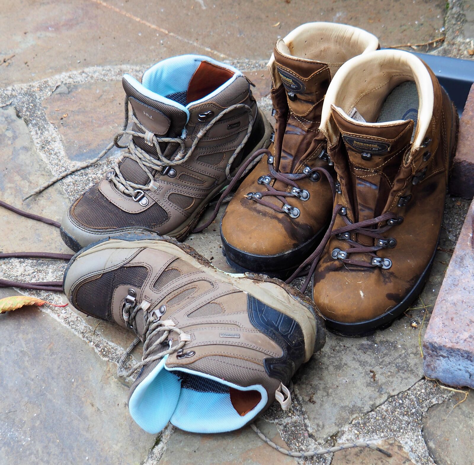 Olympus OM-D E-M10 II sample photo. Street photography, hiking, shoe photography