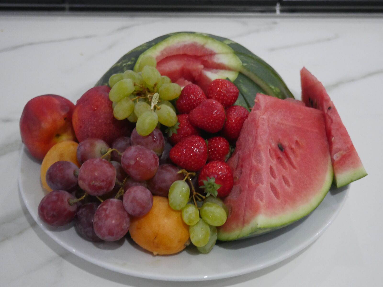 Panasonic Lumix DMC-GH4 sample photo. Exotic fruits, watermelon, fruit photography