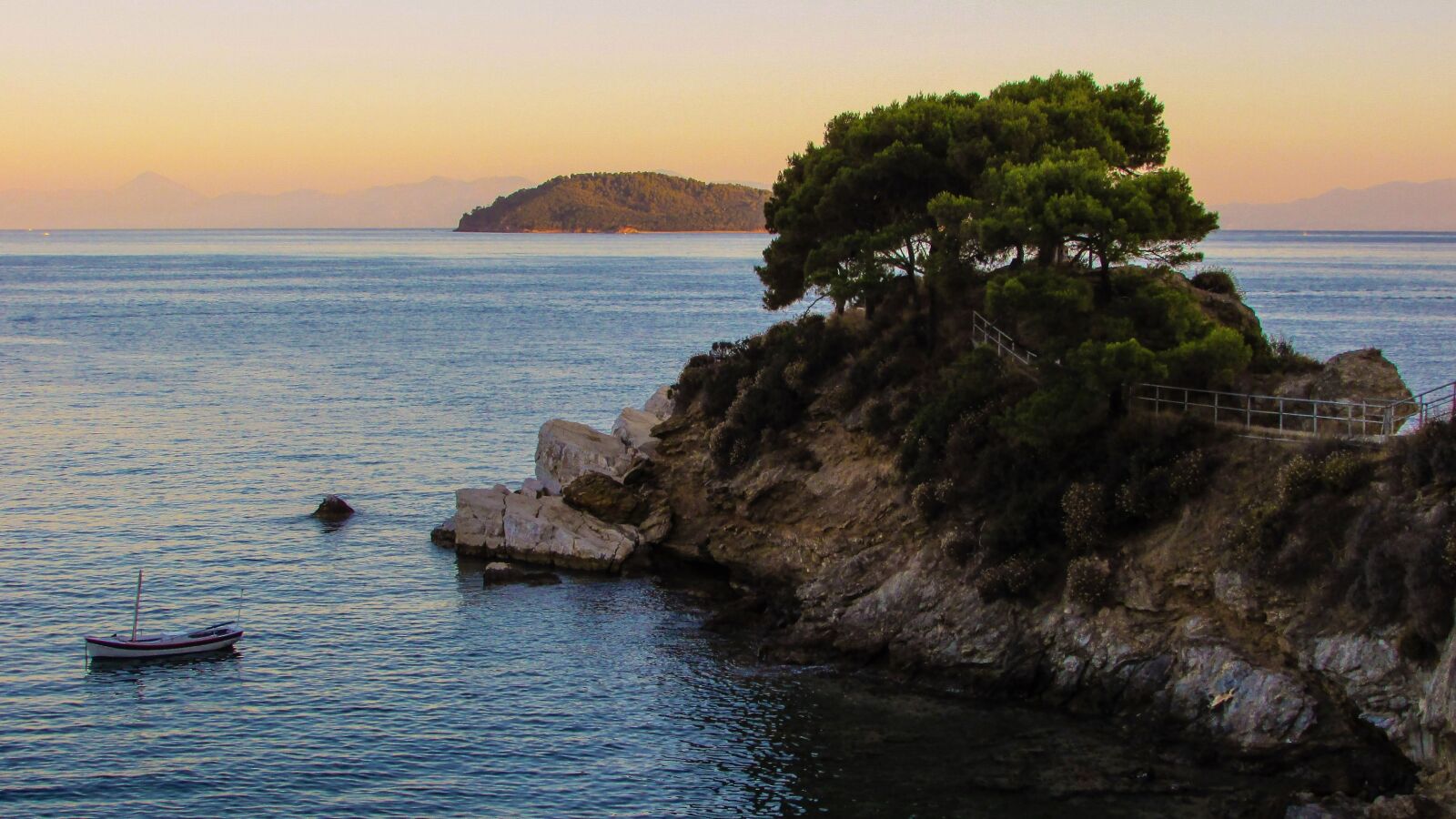 Canon PowerShot SX400 IS sample photo. Greece, skiathos, plakes photography