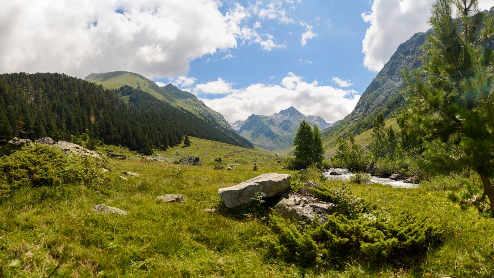 Nikon D7000 sample photo. Mountains, hiking, nature photography