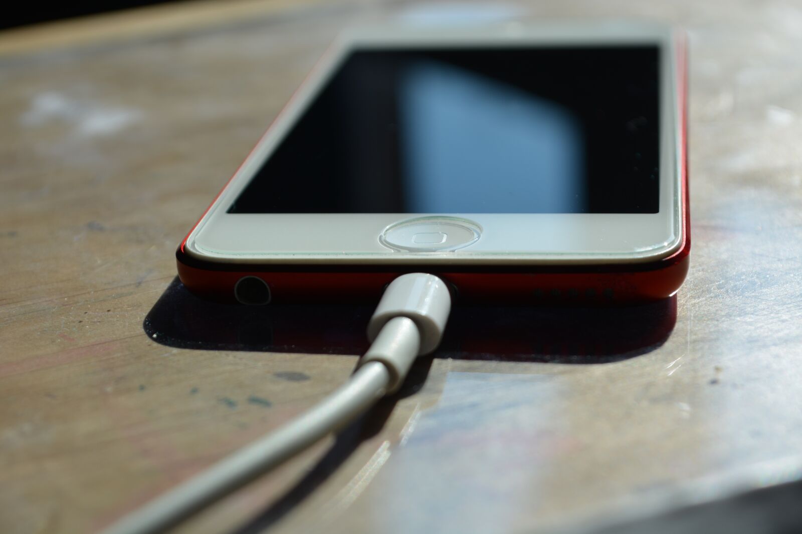 Nikon D5200 sample photo. Ipod, charging cable, camera photography