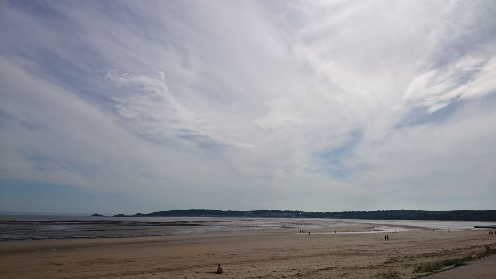 Sony Xperia Z1 sample photo. Sandy beach, cloudy sky photography