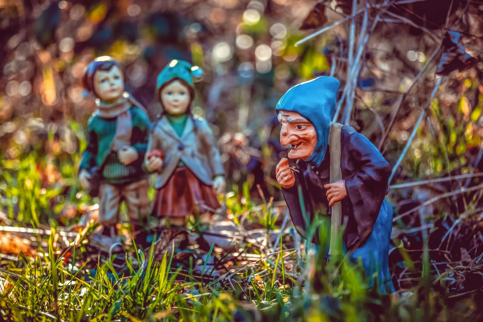 Fujifilm XF 55-200mm F3.5-4.8 R LM OIS sample photo. The witch, h nsel photography
