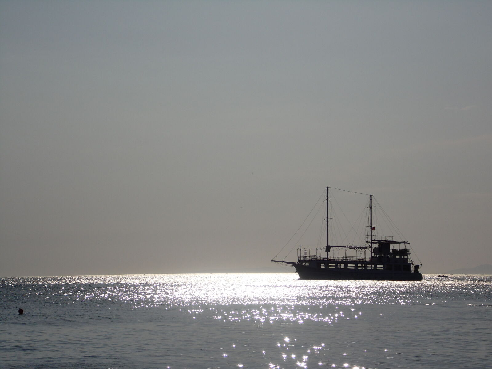 Samsung WB100/  WB101 sample photo. Boat, boat, cruise, early photography