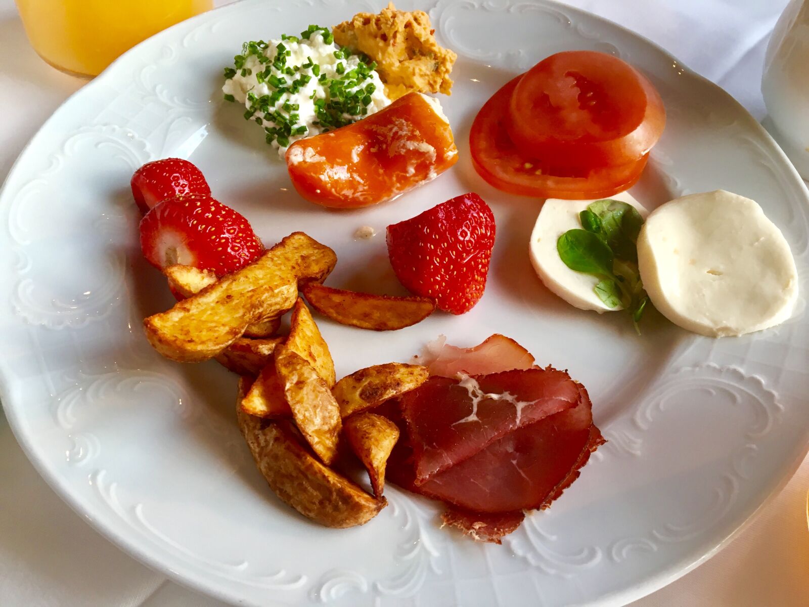 Apple iPhone 6s sample photo. Breakfast, eat, healthy photography