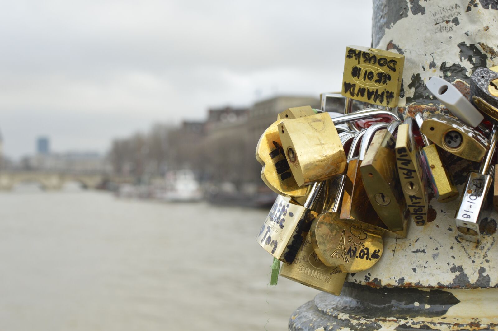 Nikon D3200 sample photo. Locks, paris, love photography