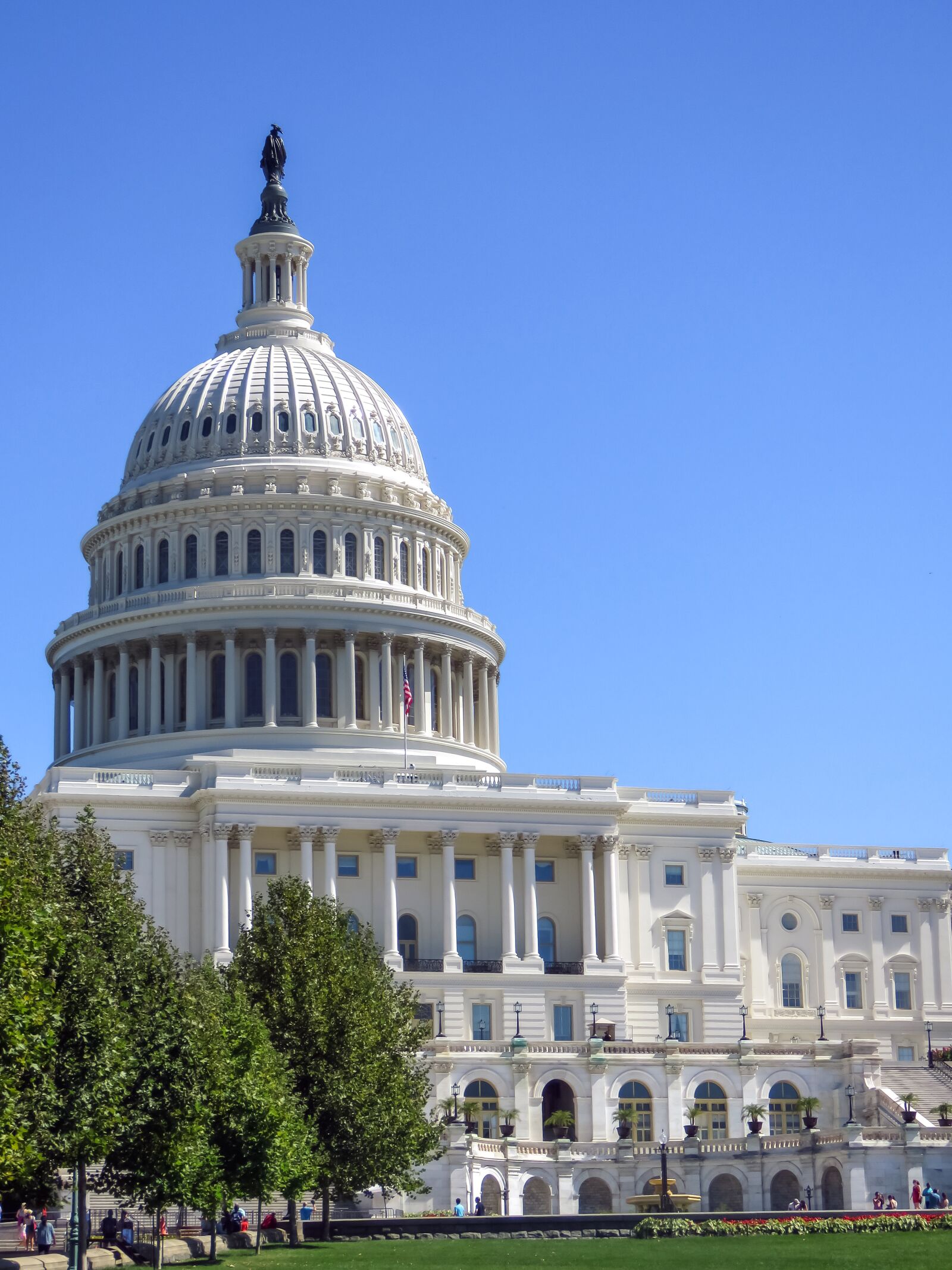 Canon PowerShot SX60 HS sample photo. Landmark, landscape, capitol photography