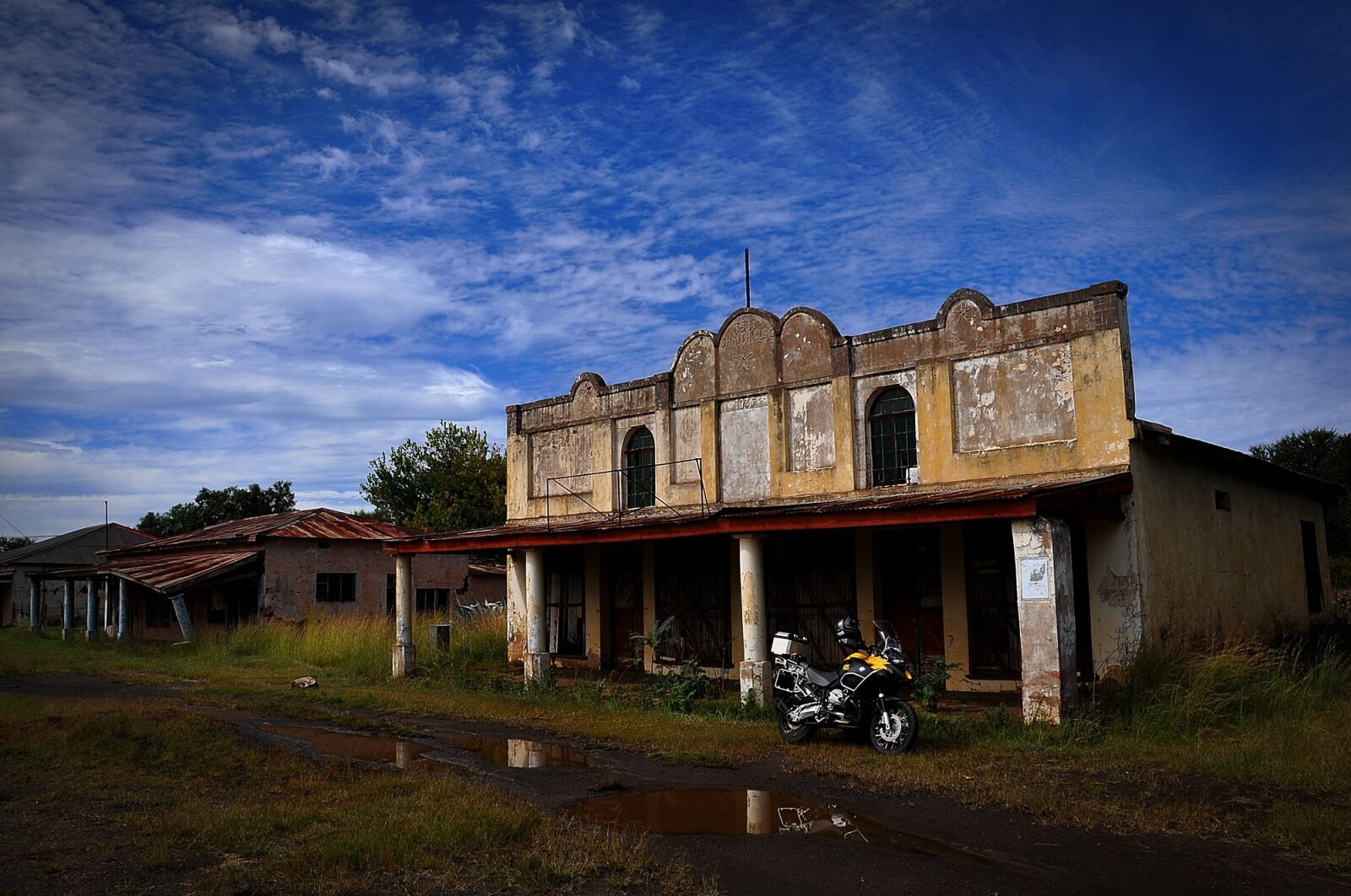 Nikon D90 sample photo. Architecture, sky, outdoors photography