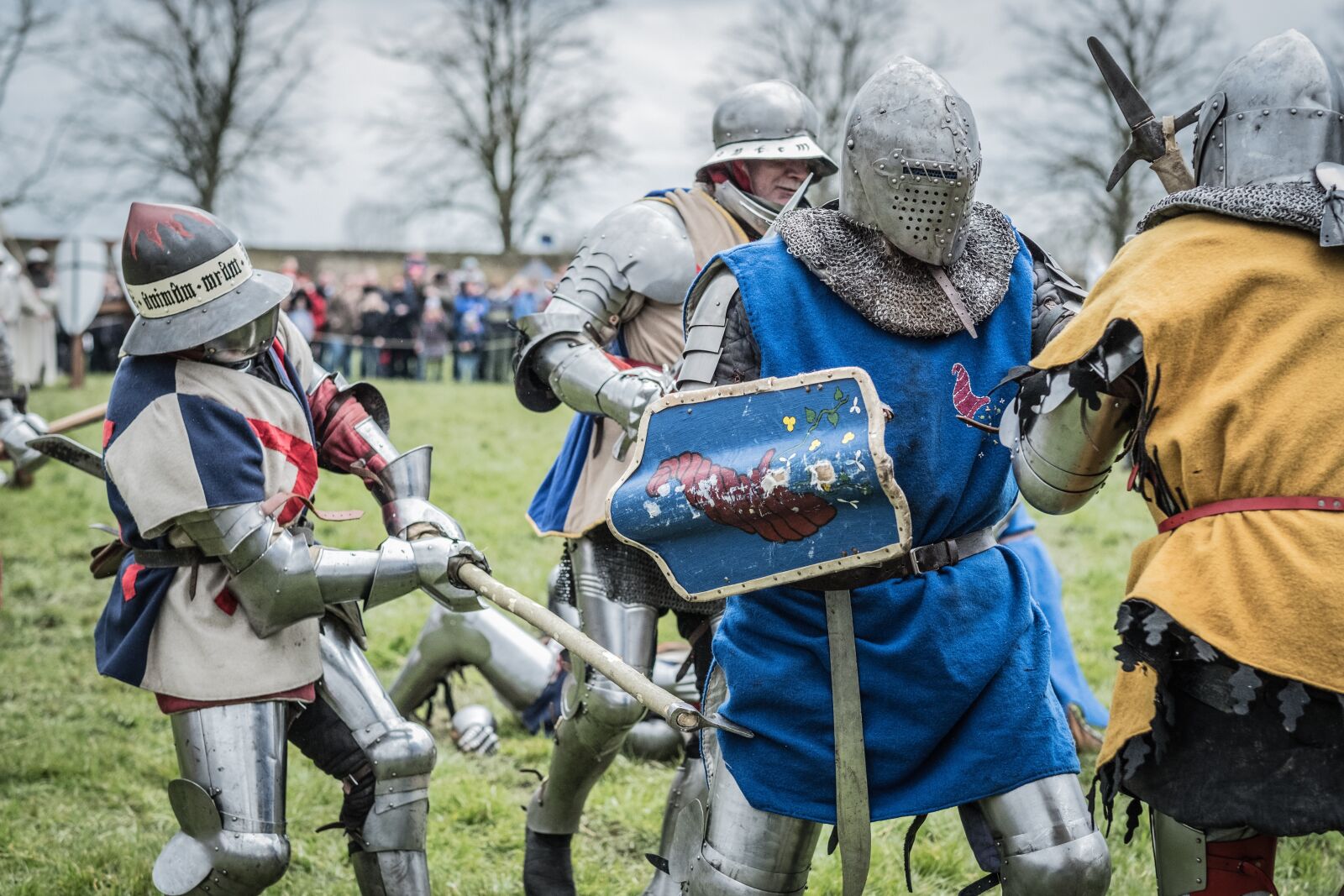 Fujifilm X-T2 + Fujifilm XF 56mm F1.2 R sample photo. Helm, armor, fight photography