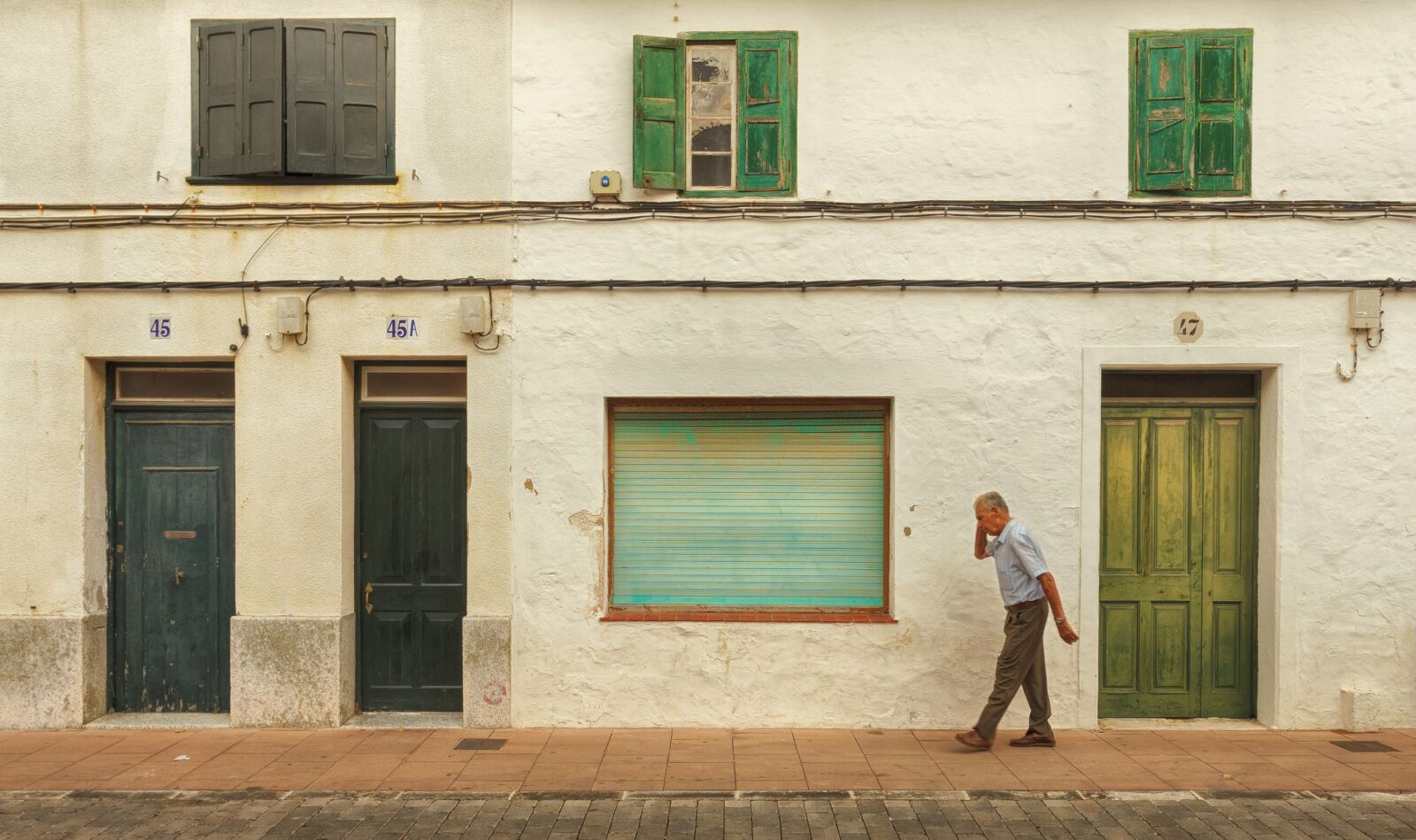 Sony a7 + Sony DT 50mm F1.8 SAM sample photo. Architecture, house, window photography
