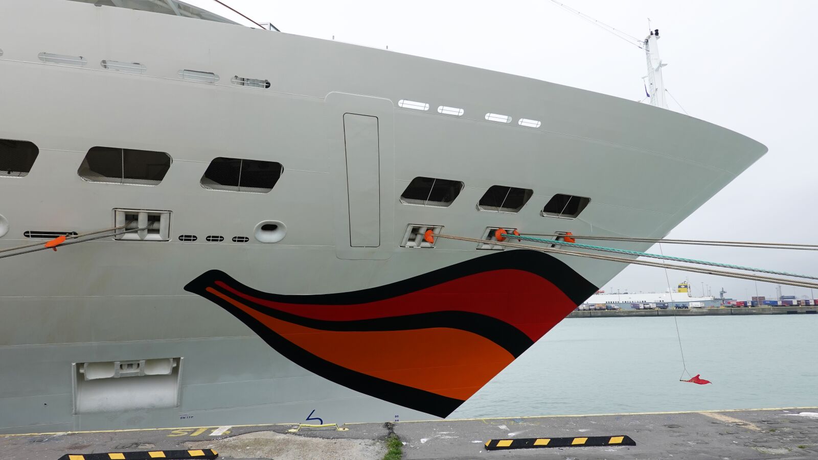 Sony Cyber-shot DSC-RX100 VI sample photo. Cruise ship, cruise, travel photography