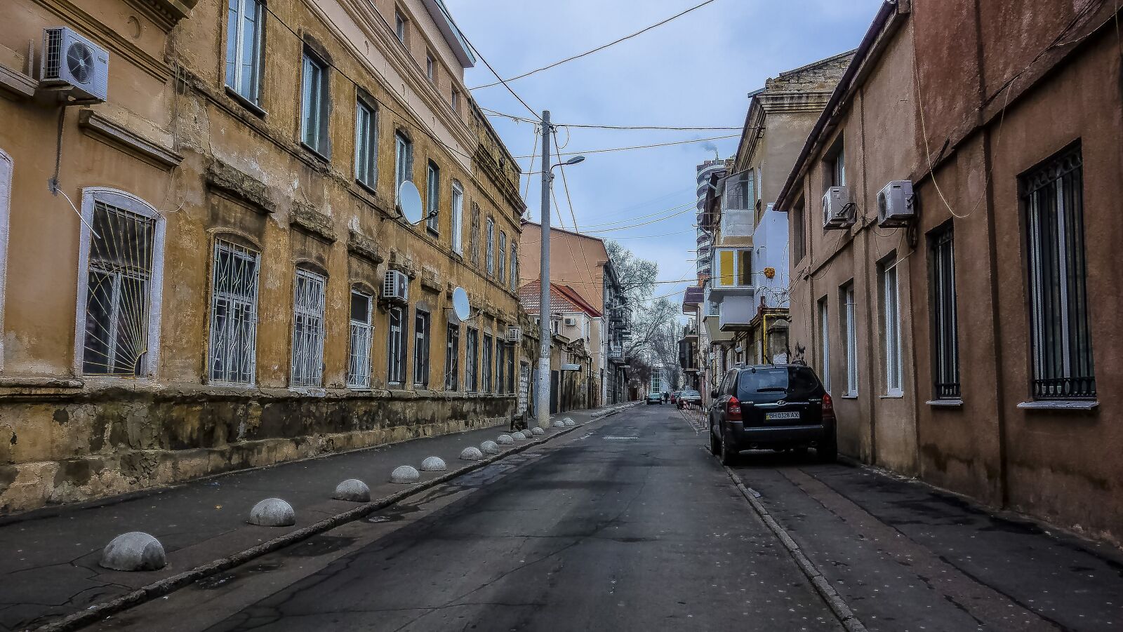Sony Cyber-shot DSC-RX100 sample photo. Odessa, street, machinery photography