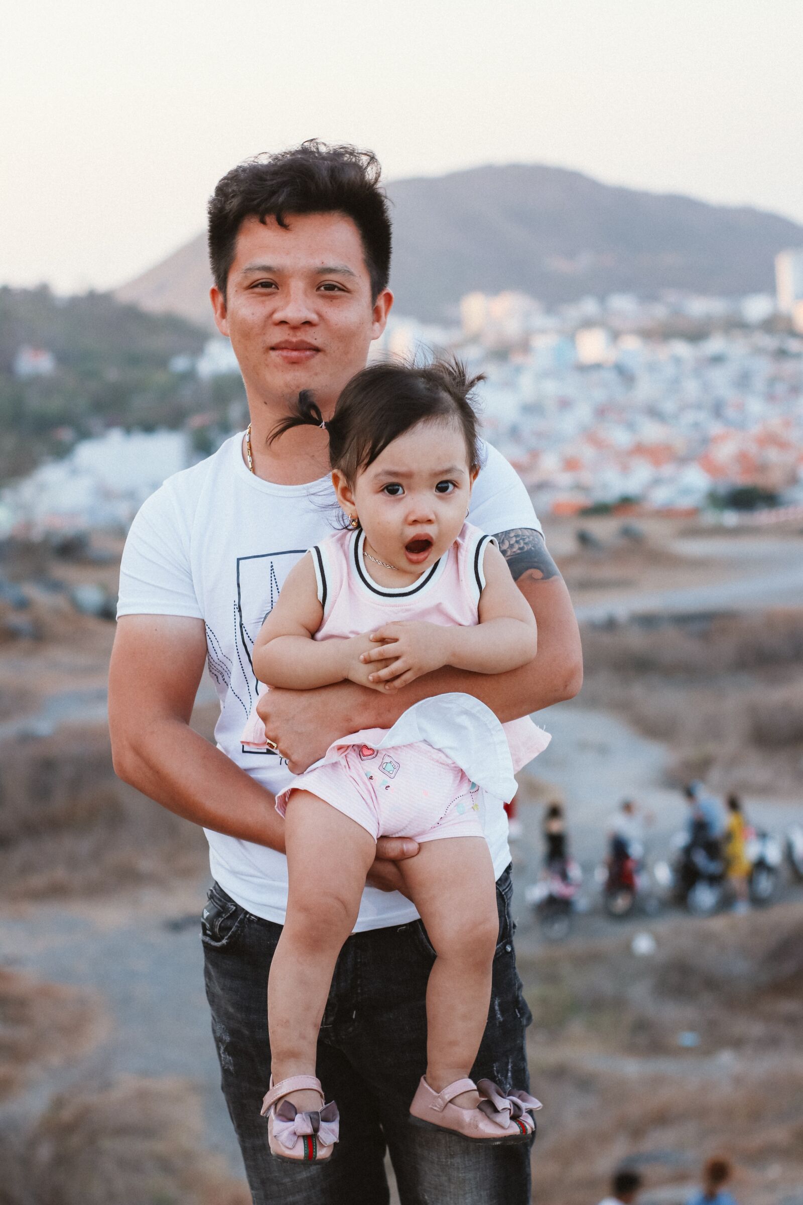 YN50mm f/1.8 II sample photo. Family, father, the photography