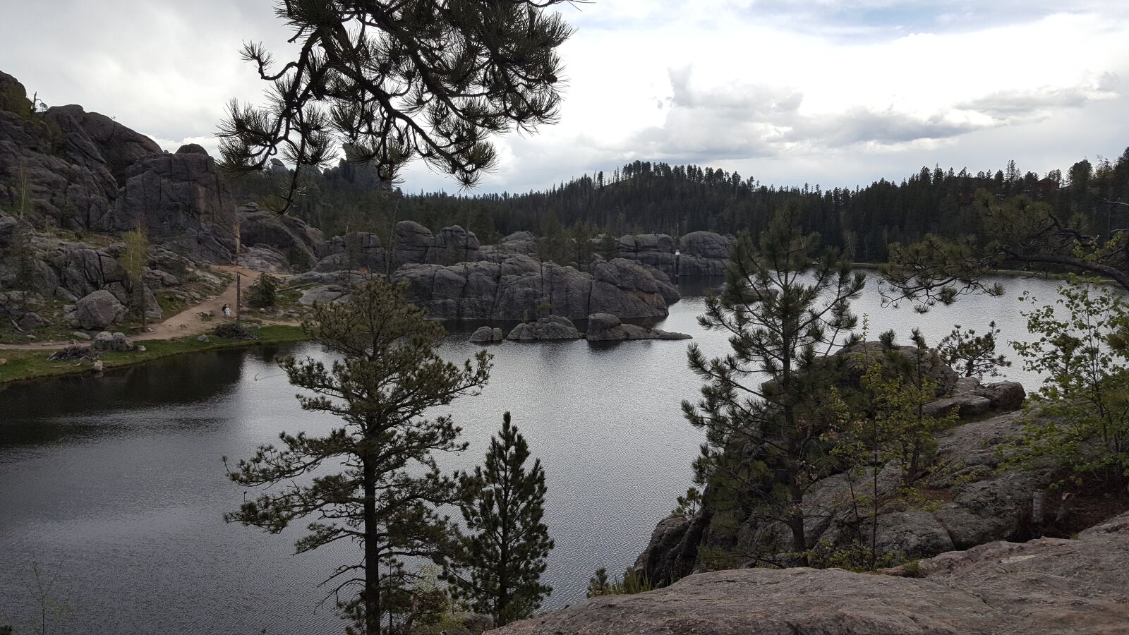 Samsung Galaxy S6 sample photo. South dakota, lake, rocks photography