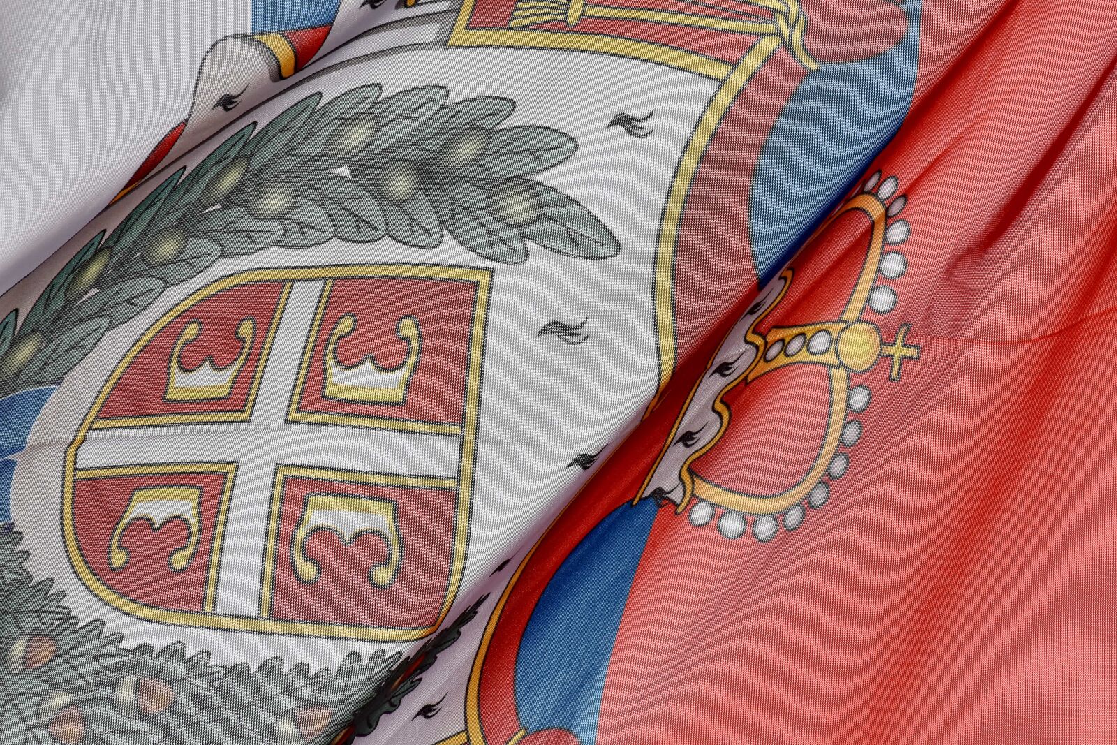 Nikon D5500 sample photo. Crown, democracy, flag, heritage photography