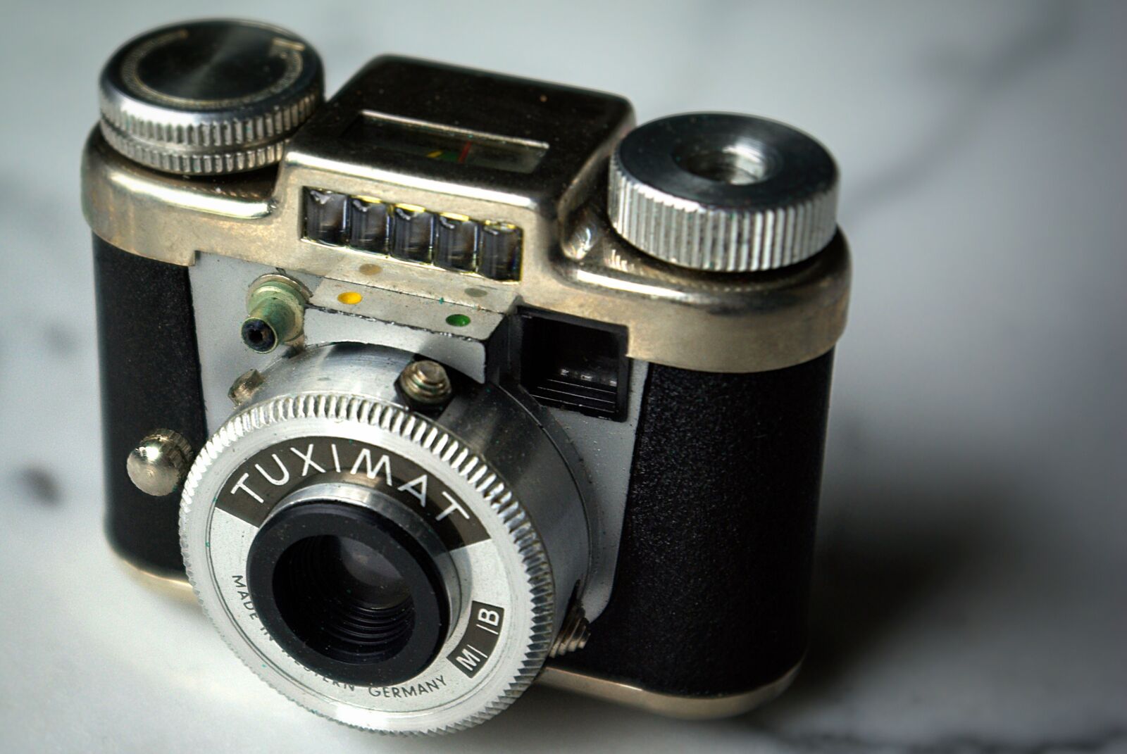 Pentax K10D sample photo. Camera, close up, tuximat photography