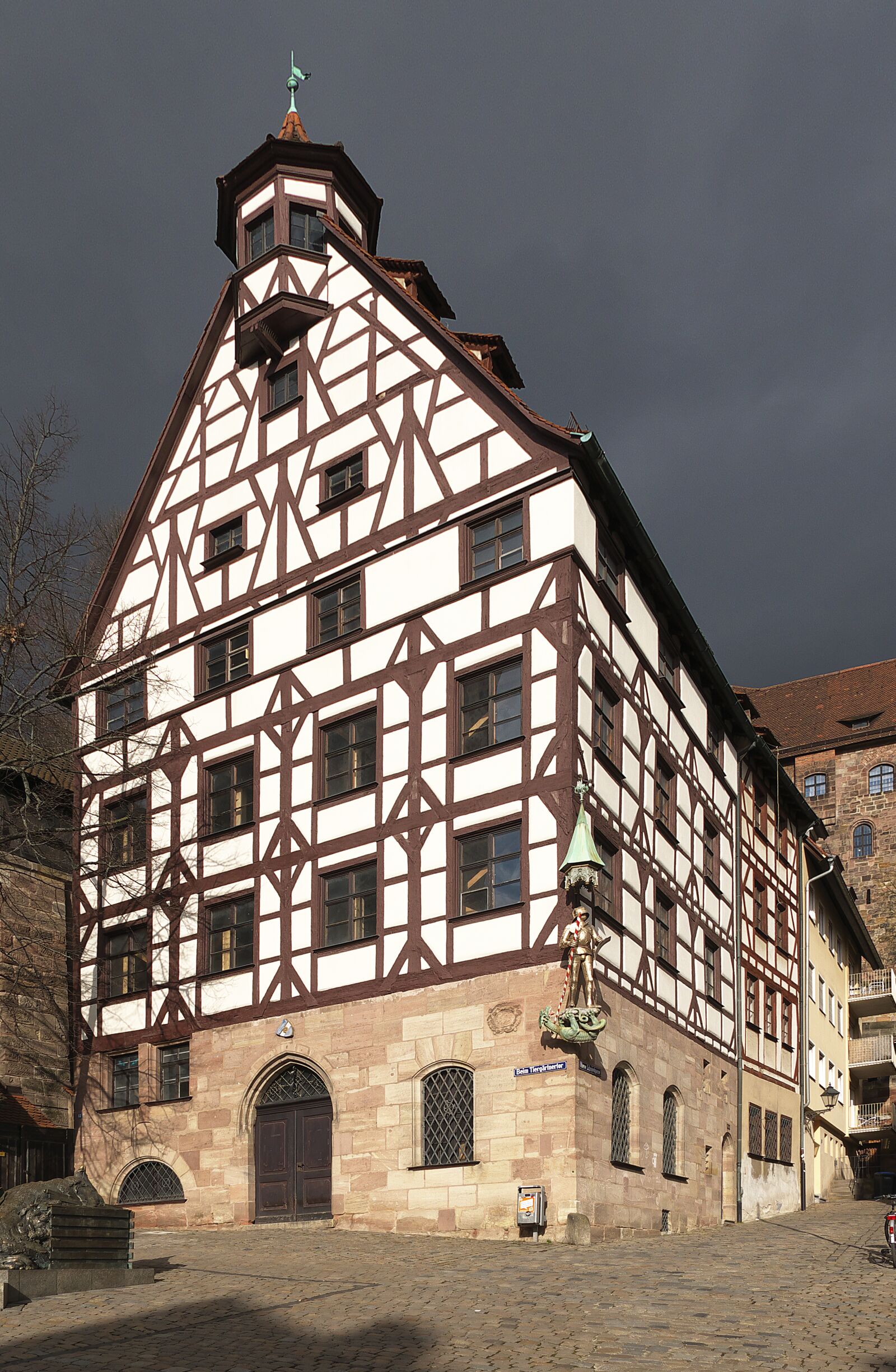 Panasonic Lumix DMC-FZ1000 sample photo. Fachwerkhaus, historically, historic center photography