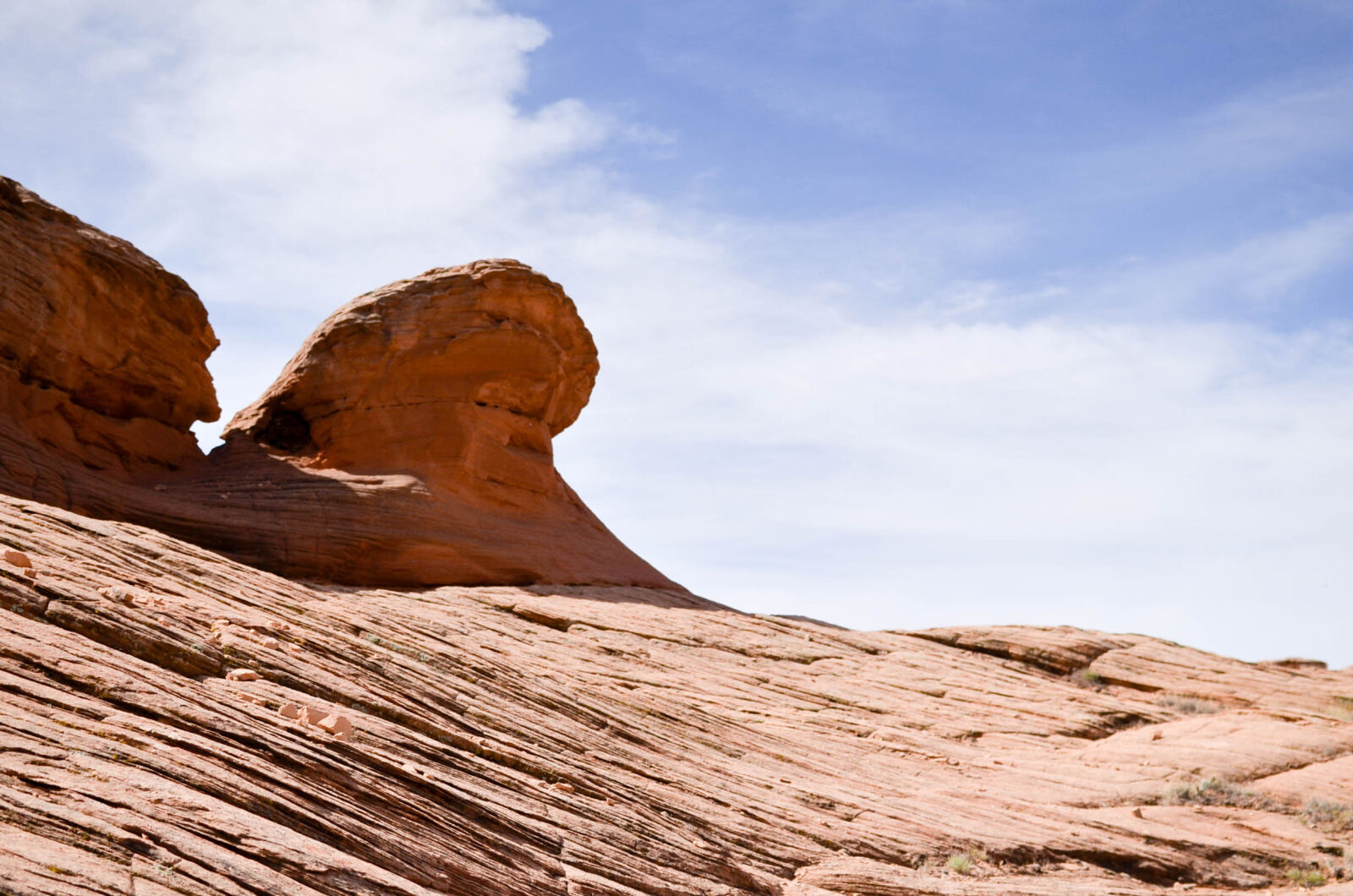 Nikon D7000 + Nikon AF-S DX Nikkor 35mm F1.8G sample photo. Desert, rock, formation photography