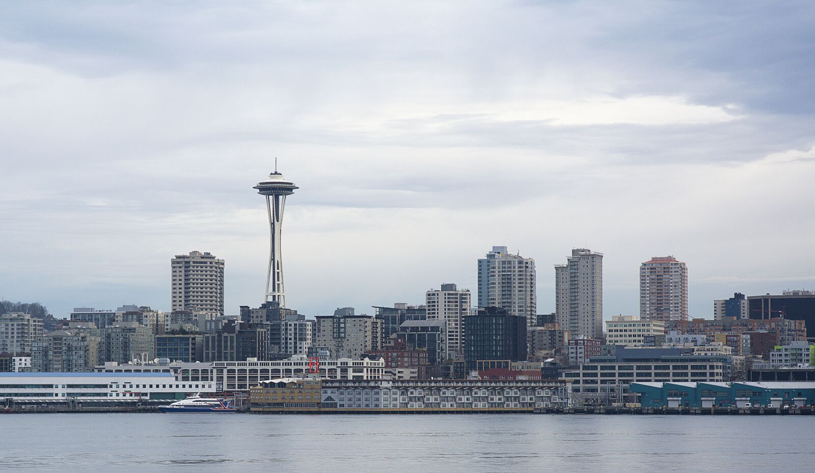 Nikon D5200 sample photo. Seattle, waterfront, washington photography