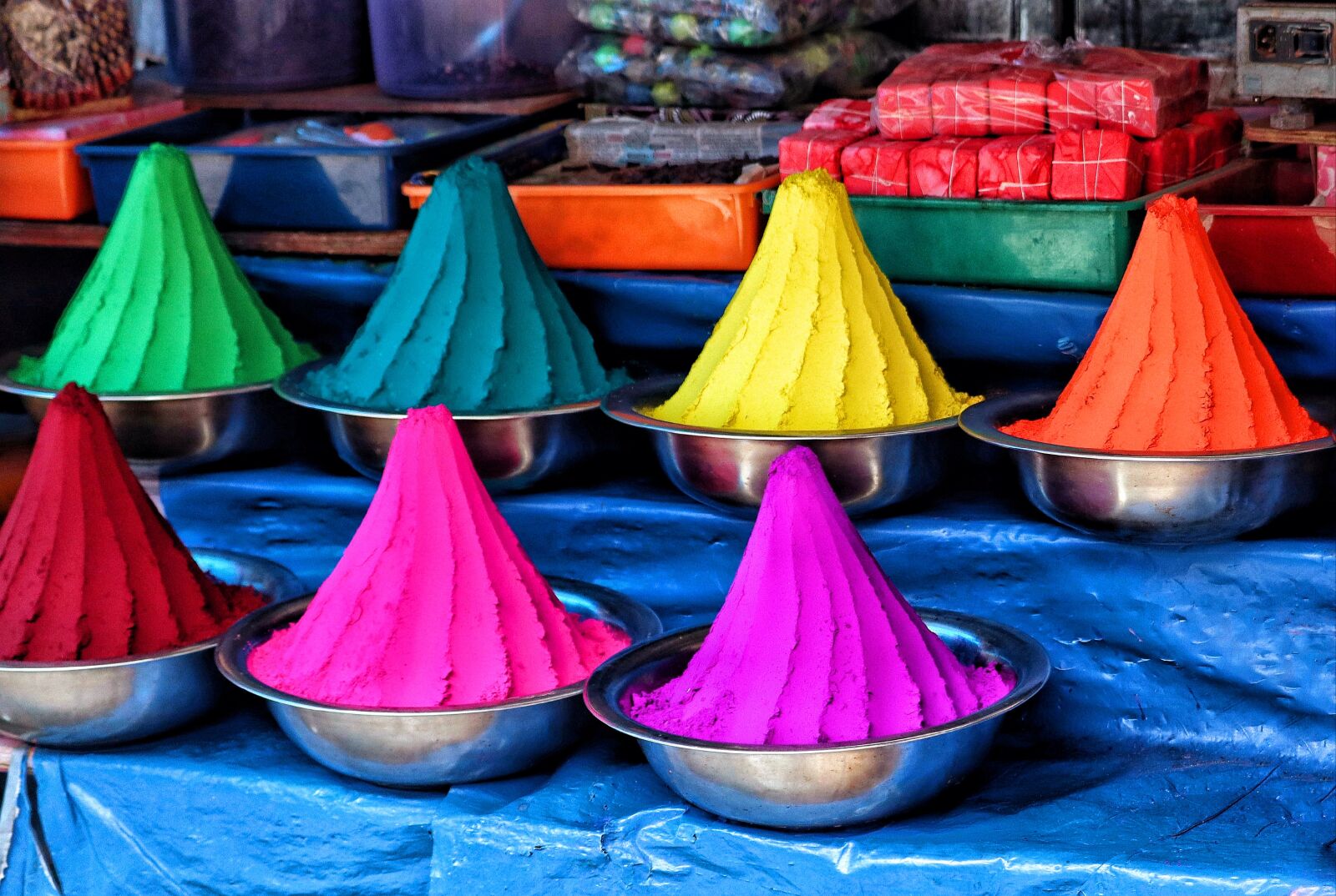 Canon EOS M50 (EOS Kiss M) sample photo. Farbpulver, holipulver, holi photography