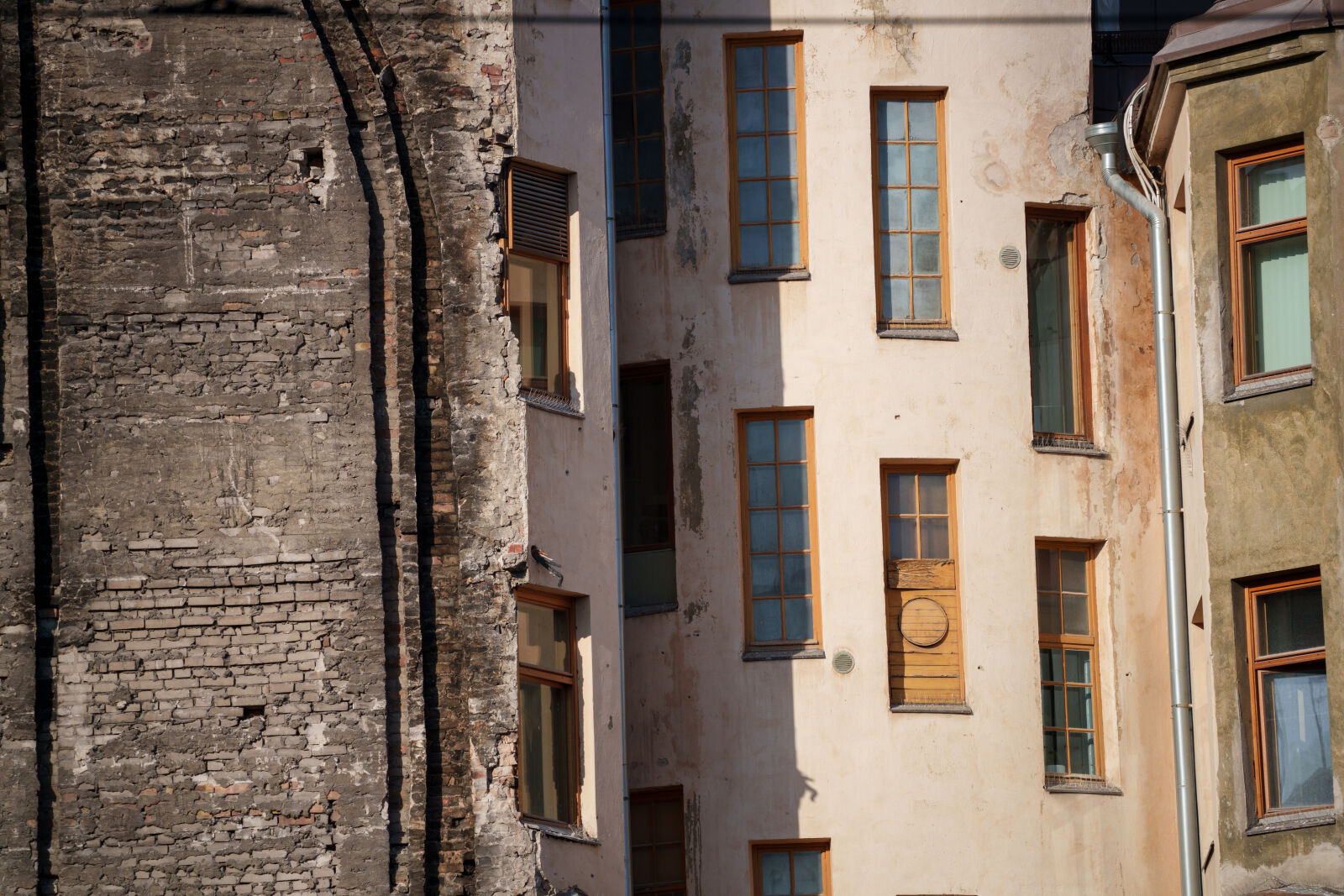 Sony a7R V sample photo. House behind demolution photography
