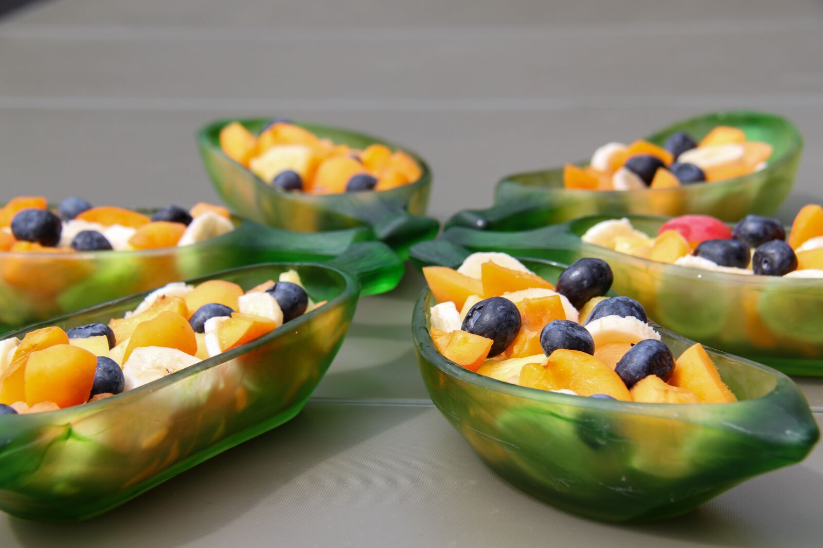 Canon EOS 7D sample photo. Salad, fruit, blueberry photography