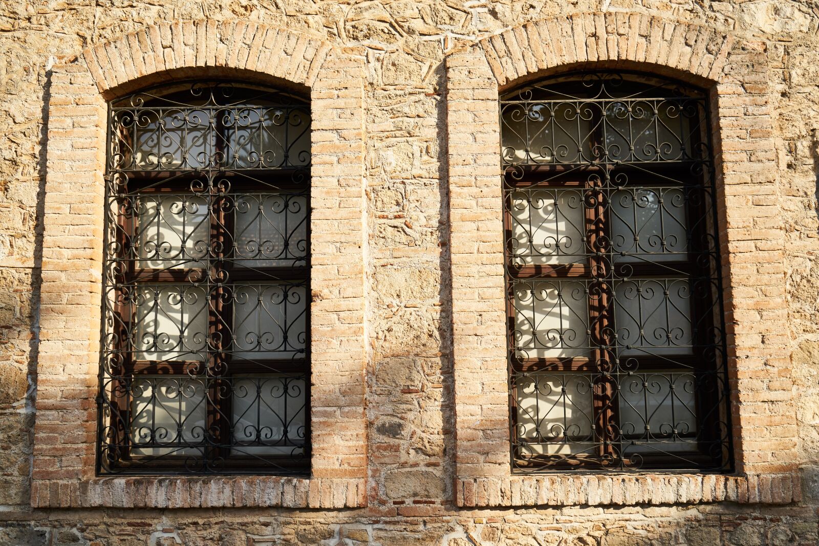 Sony a7R II sample photo. Window, home, old photography