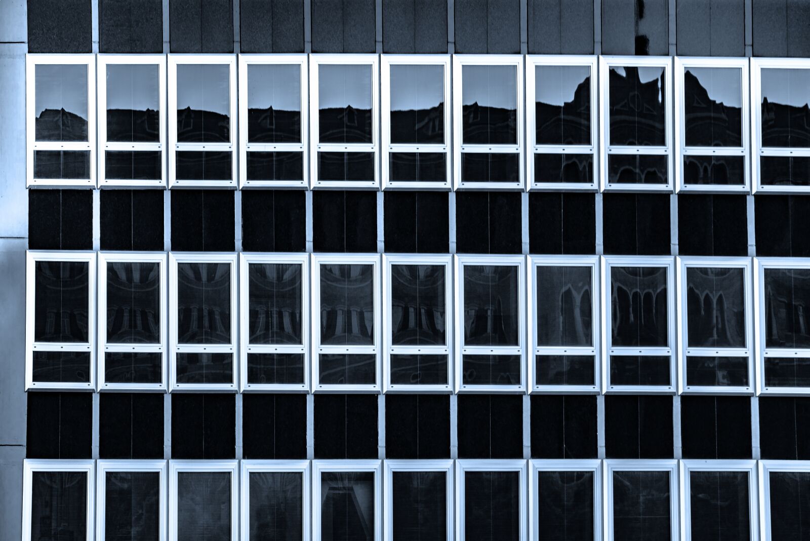 Pentax K-1 Mark II sample photo. Windows, facade, building photography