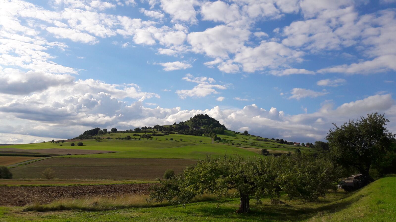 Samsung Galaxy A5(2016) sample photo. Clouds, nature, scenic photography
