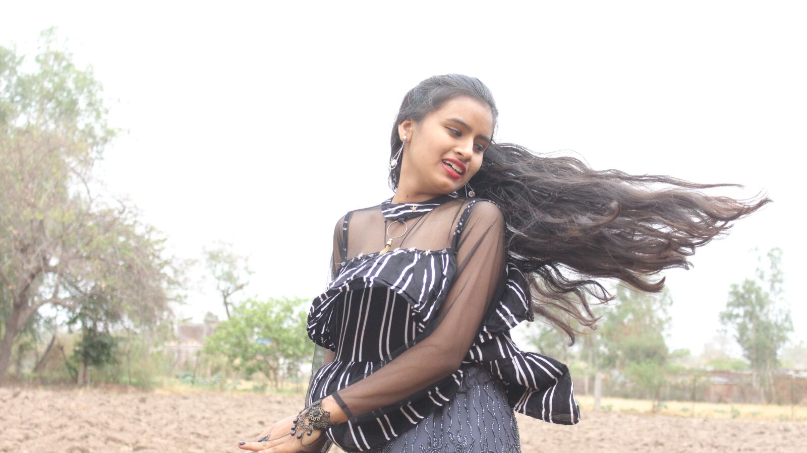 Canon EOS 700D (EOS Rebel T5i / EOS Kiss X7i) sample photo. Women, beautiful, girl photography