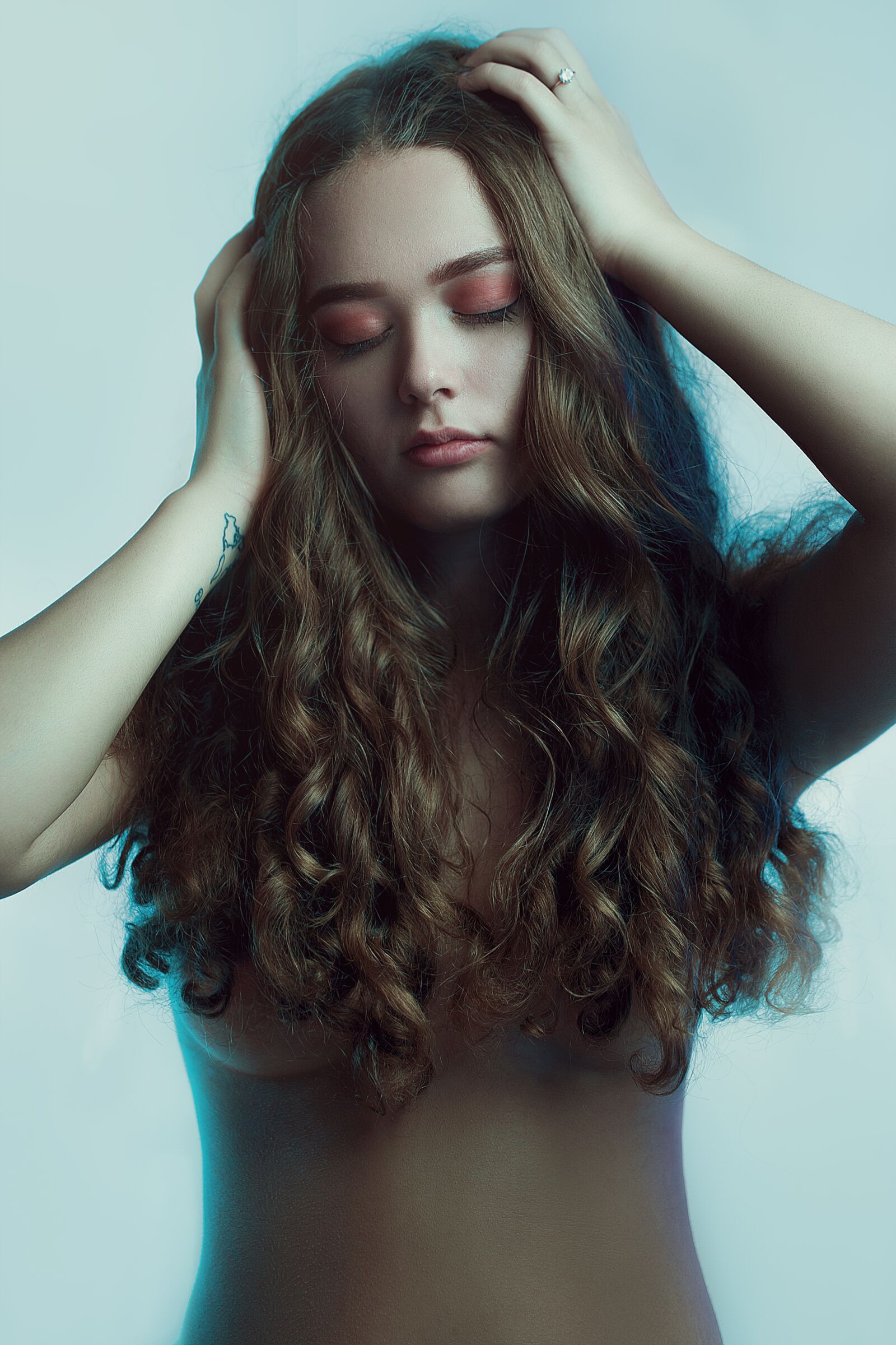 Canon EOS 5D Mark III sample photo. Girl, erotica, undressing photography