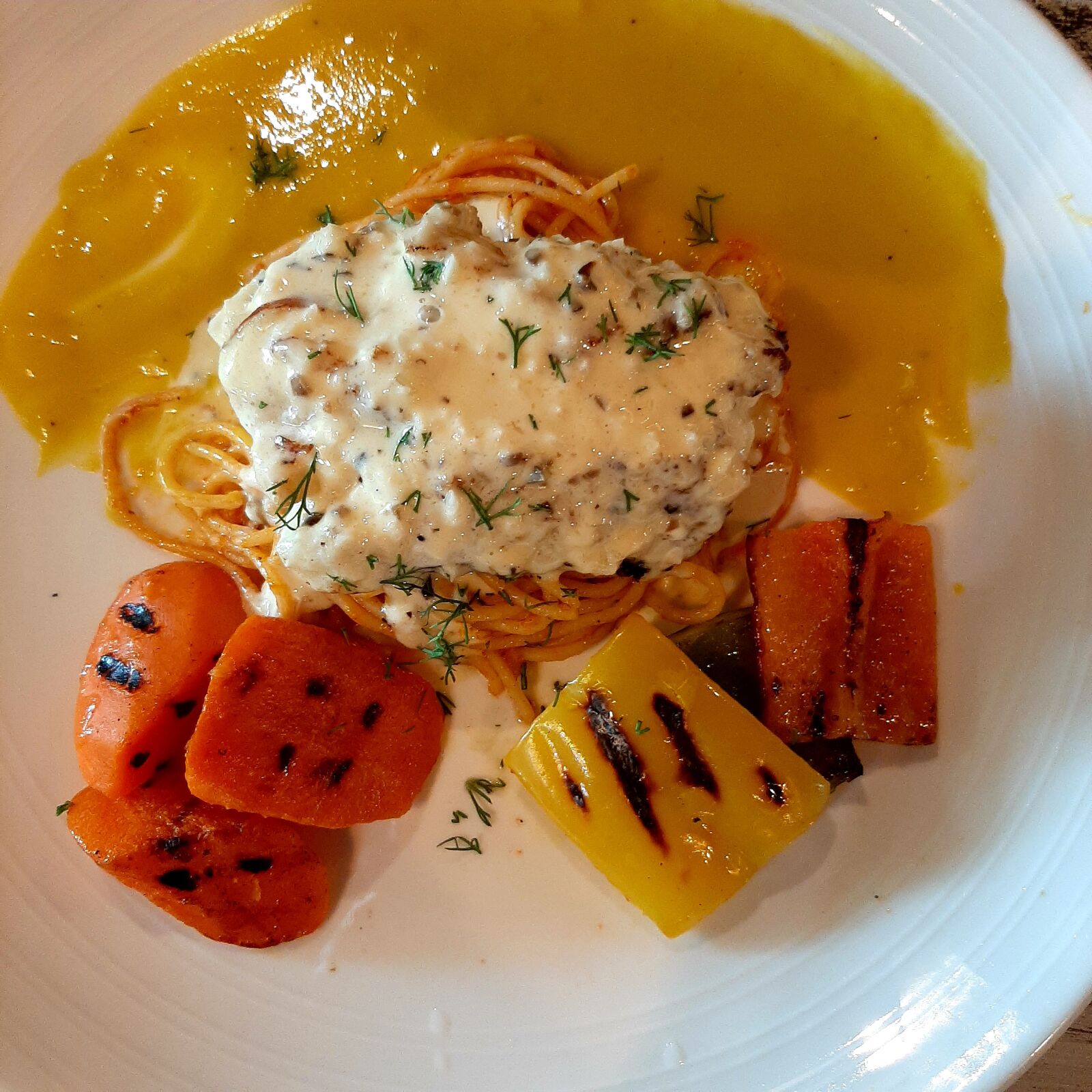 Samsung Galaxy A50 sample photo. Food, meal, restaurant photography