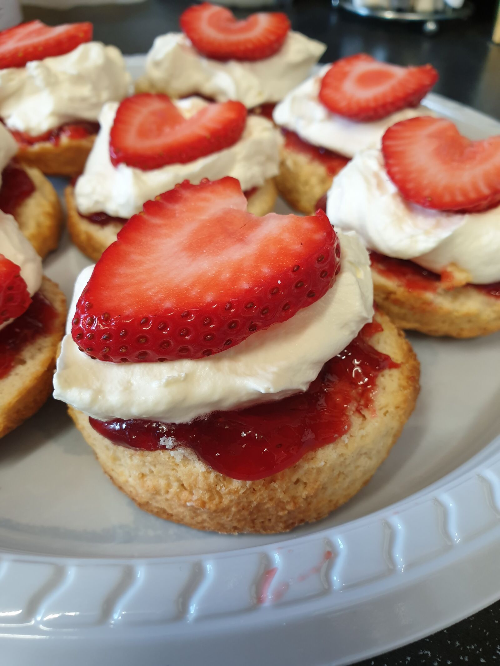 Samsung Galaxy S9 sample photo. Scones, valentine scones, sweet photography