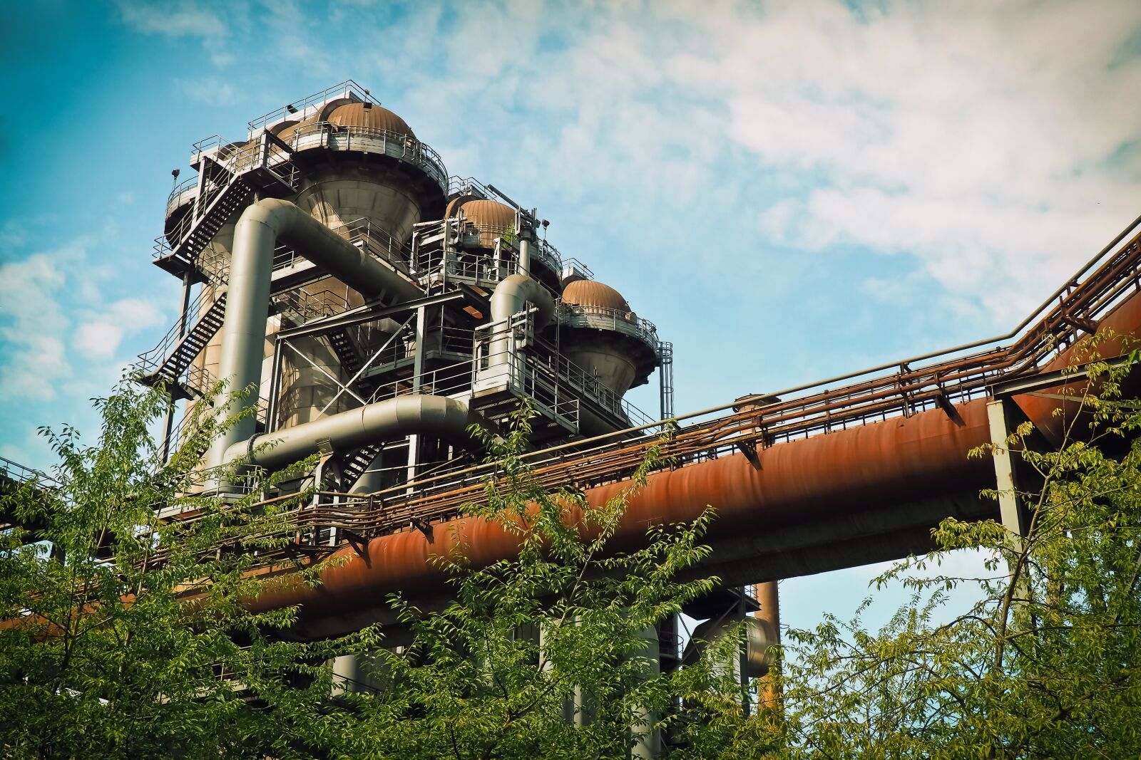 Olympus OM-D E-M10 sample photo. Architecture, industry, factory building photography