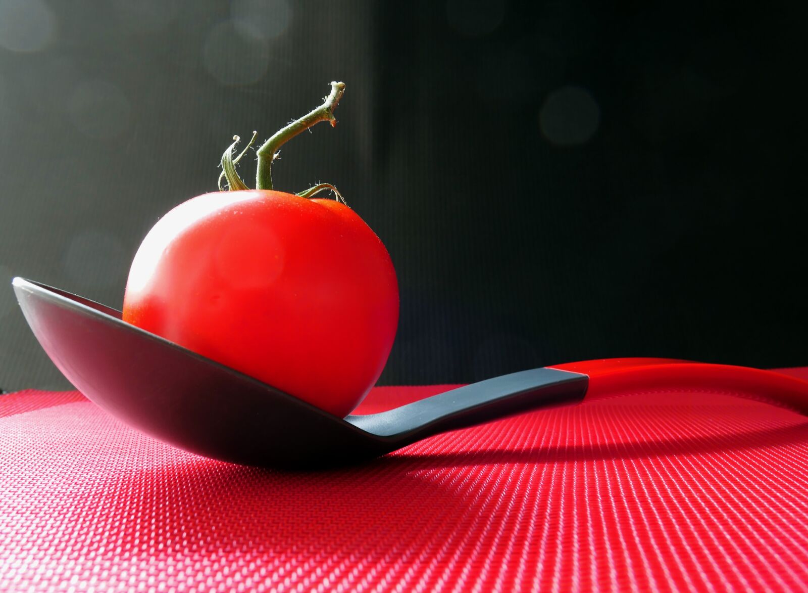 Panasonic Lumix DMC-LX10 (Lumix DMC-LX15) sample photo. Tomato, vegetables, food photography