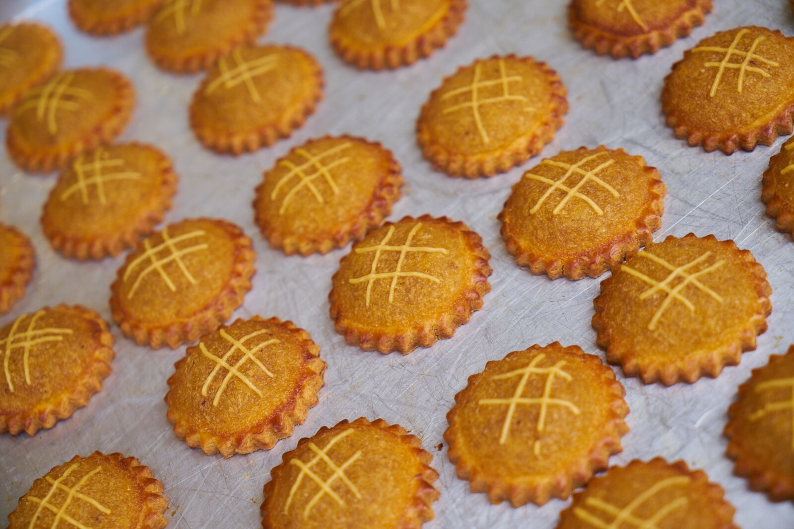 Sony a7R II sample photo. Cookies, sweet, pattern photography