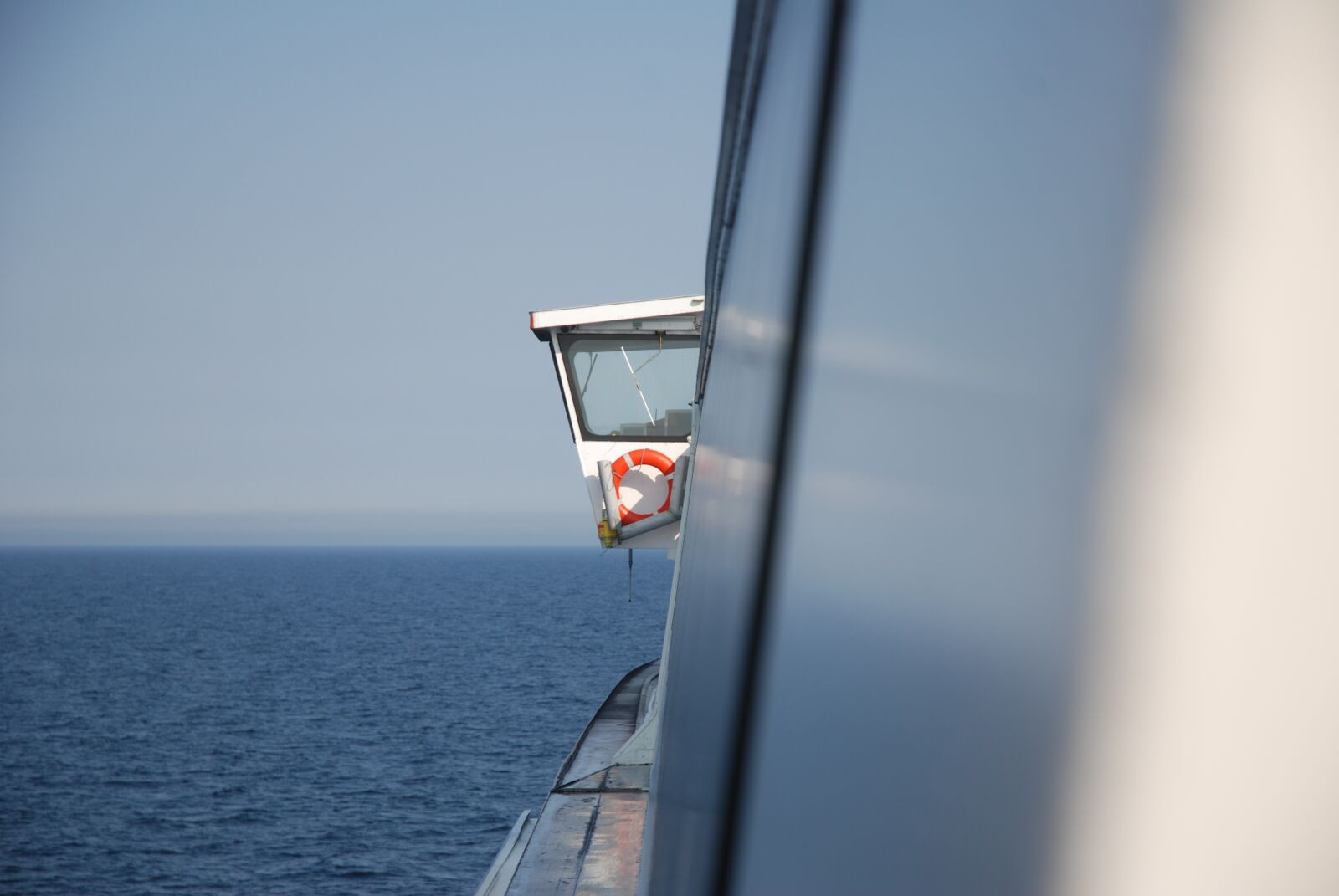 Nikon D80 sample photo. Ferry, a life-belt, lifesaver photography