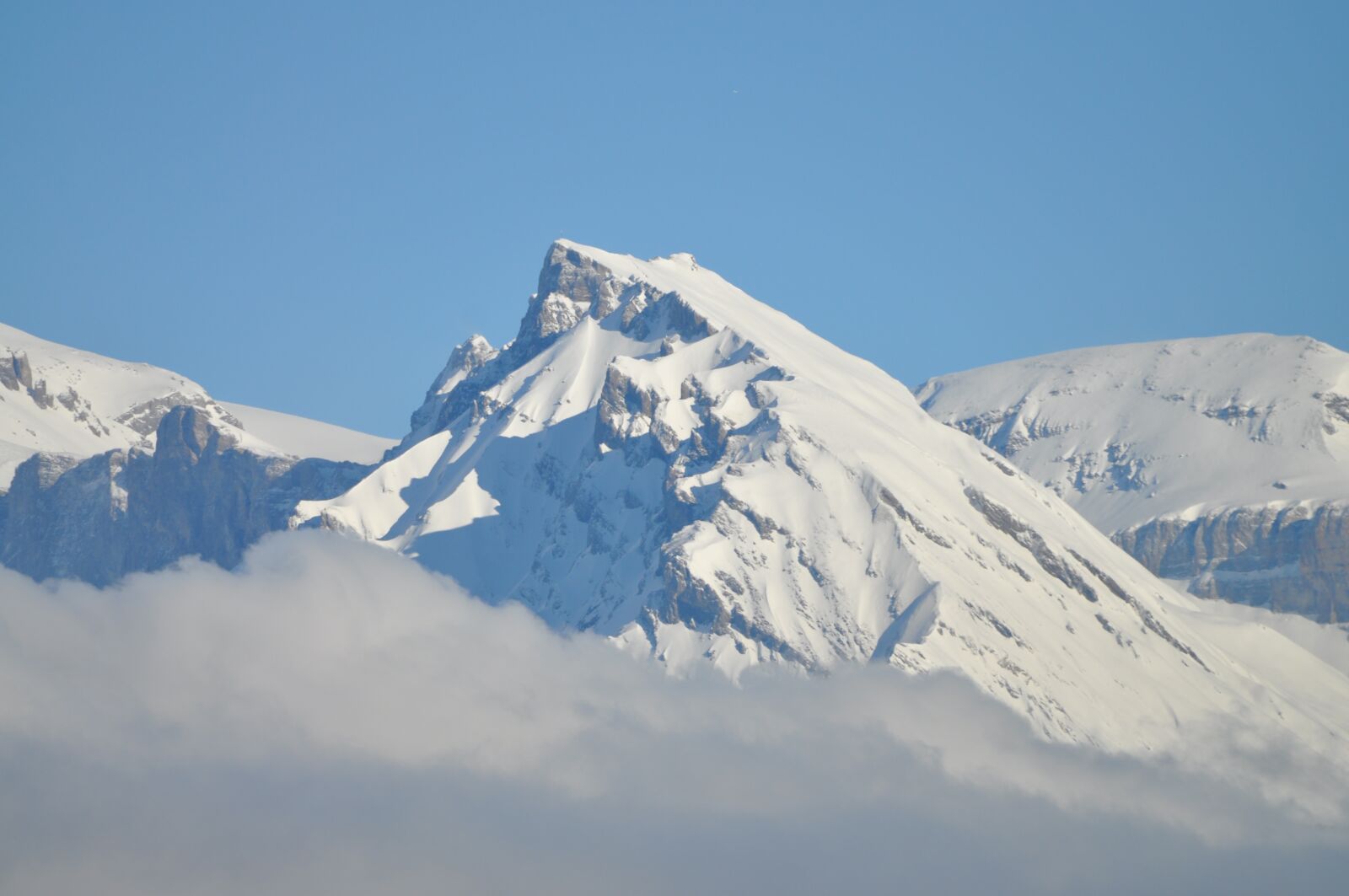 Nikon D5000 sample photo. Mountain, switzerland, snow photography