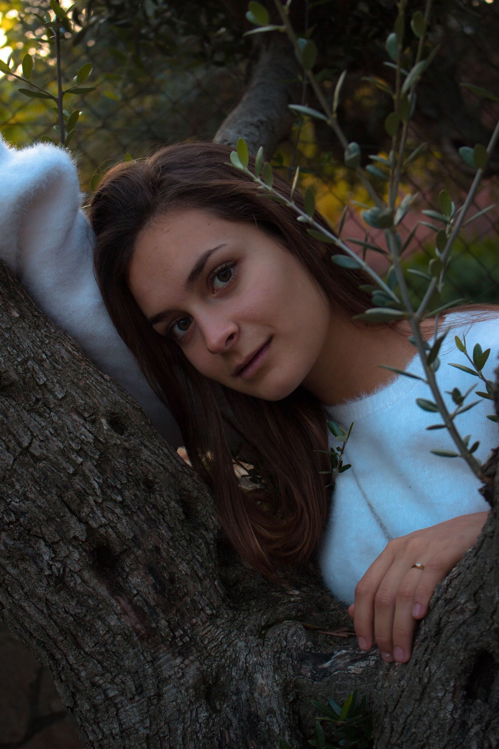 Canon EOS 100D (EOS Rebel SL1 / EOS Kiss X7) sample photo. Forest, girl, nymph photography