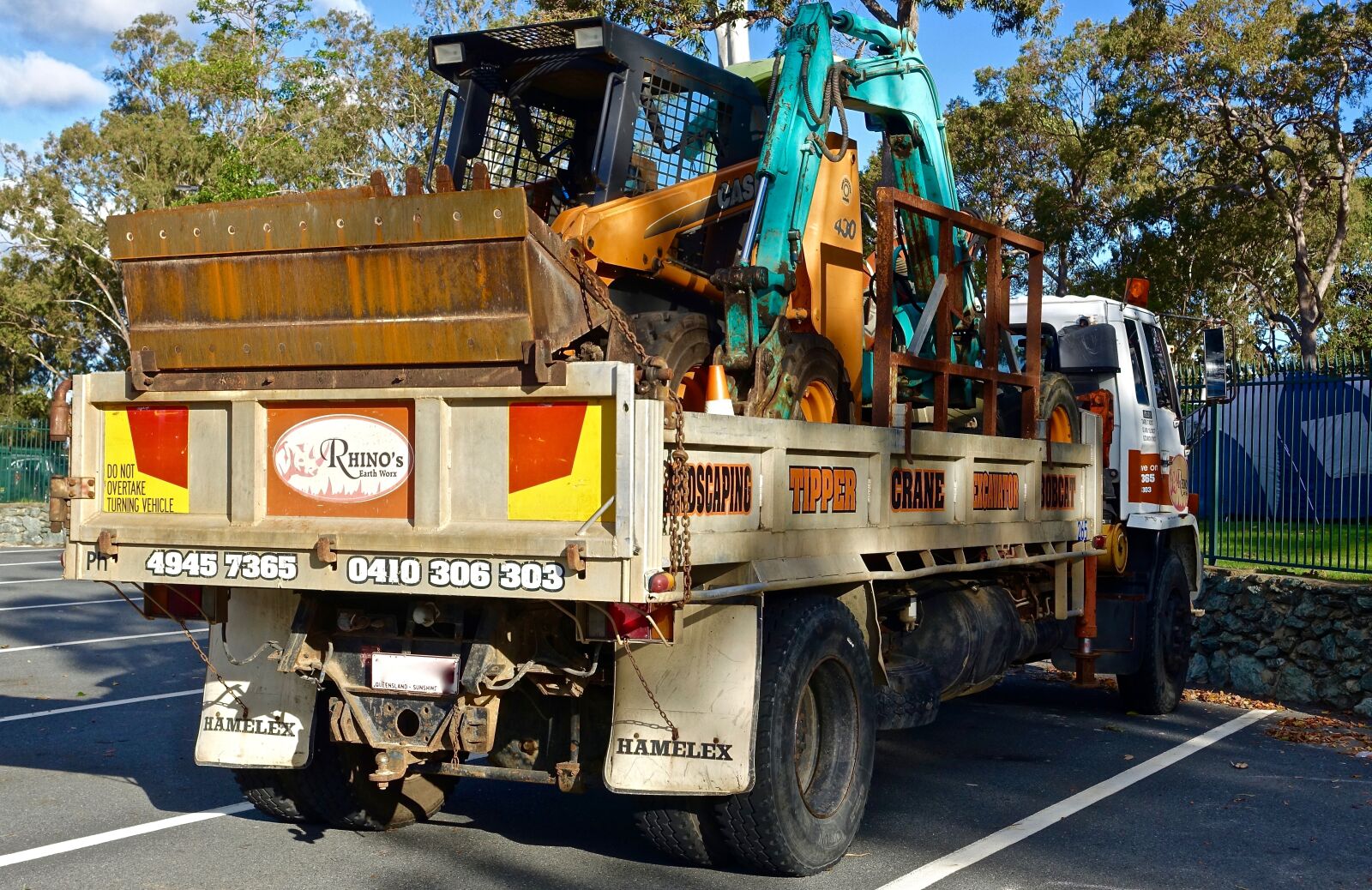 Sony Cyber-shot DSC-RX100 III sample photo. Bobcat, machine, excavator photography