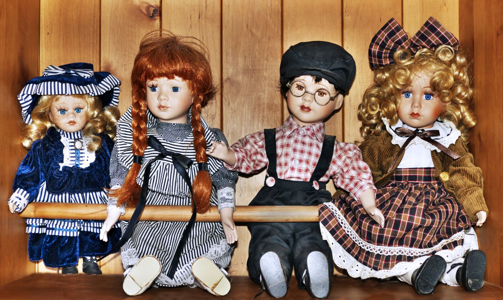 Panasonic Lumix DMC-FZ1000 sample photo. Dolls, dolls houses, collect photography