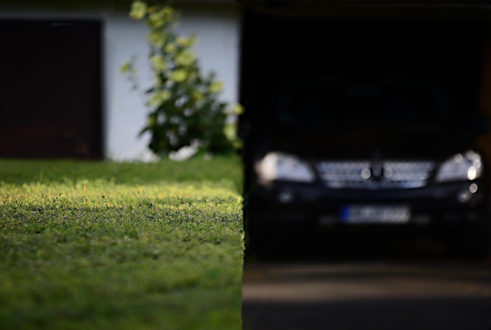 Nikon D800E sample photo. Home, garage, mercedes benz photography