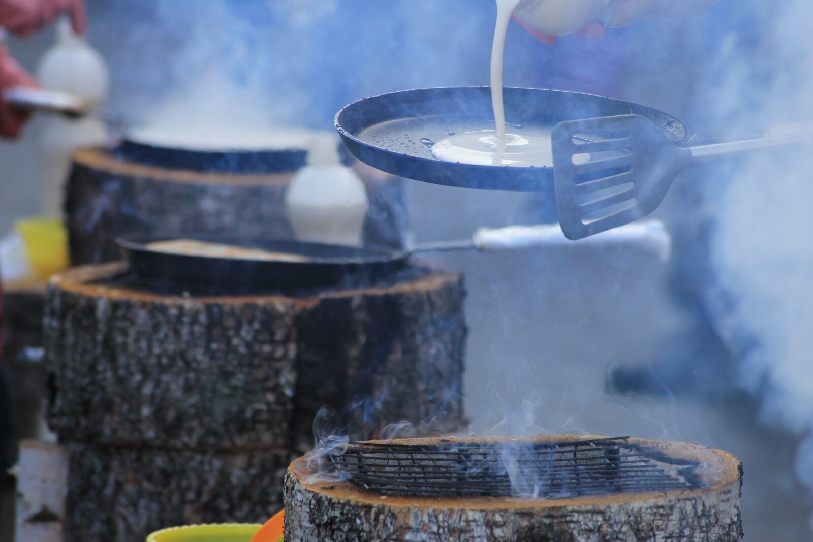 Canon EOS 1100D (EOS Rebel T3 / EOS Kiss X50) sample photo. Carnival, pancakes, frying pan photography