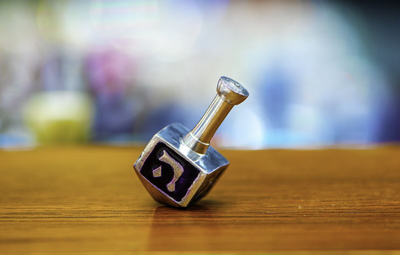 Nikon D5600 sample photo. Dreidel, chanukah, jewish photography