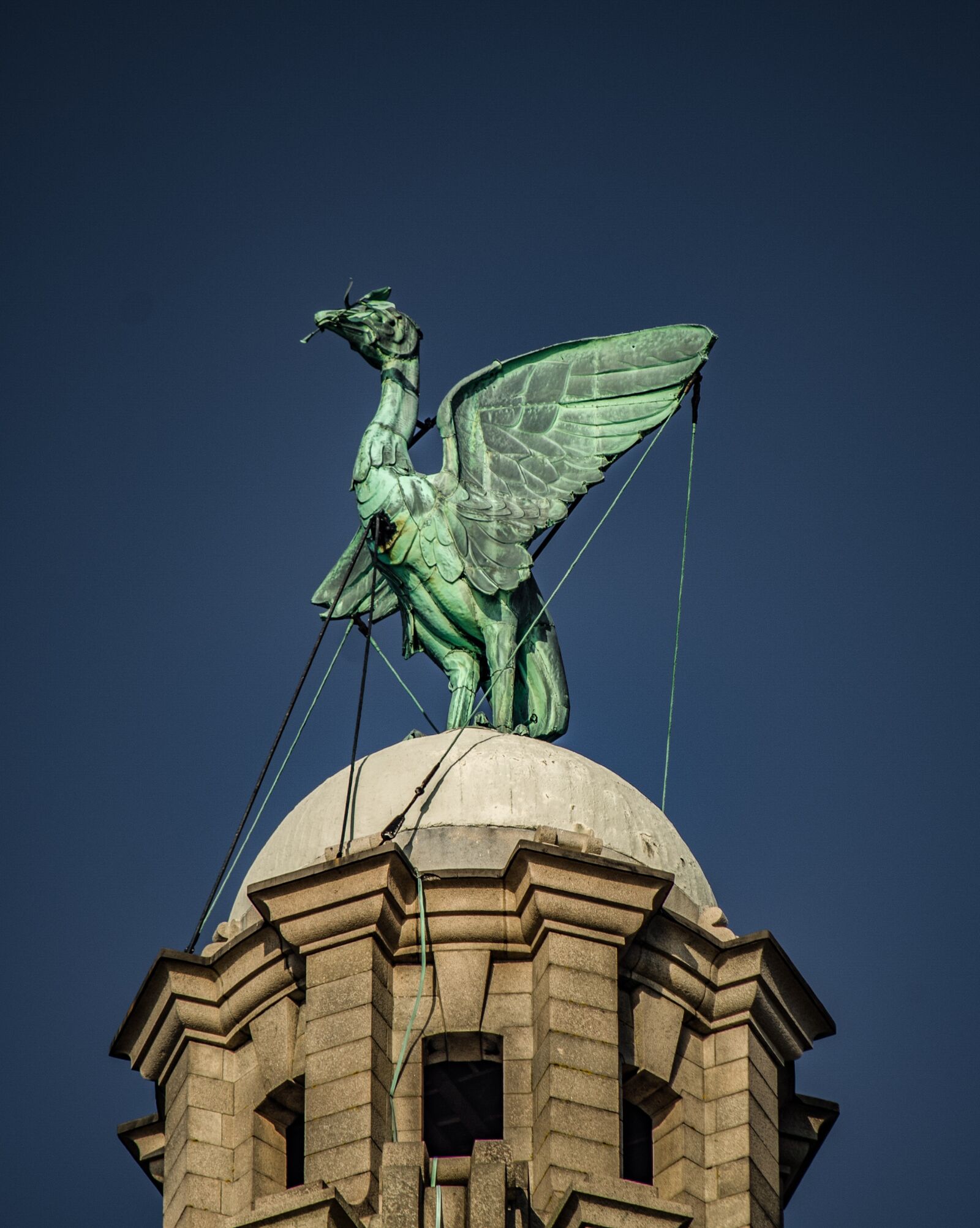 Nikon D7000 sample photo. Liverpool, liver bird, clock photography