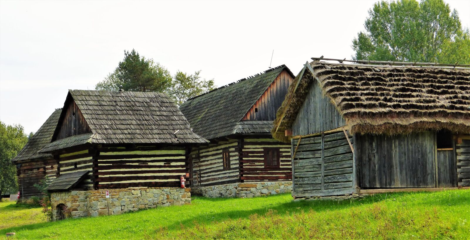 Panasonic Lumix DMC-ZS25 (Lumix DMC-TZ35) sample photo. Architecture, slovakia, wood photography