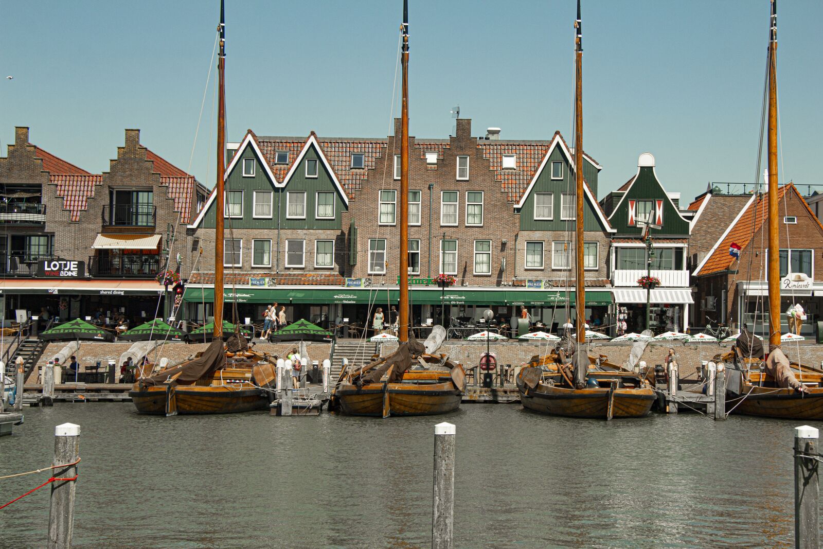 Canon EF-S 17-85mm F4-5.6 IS USM sample photo. Volendam, netherlands, holland photography