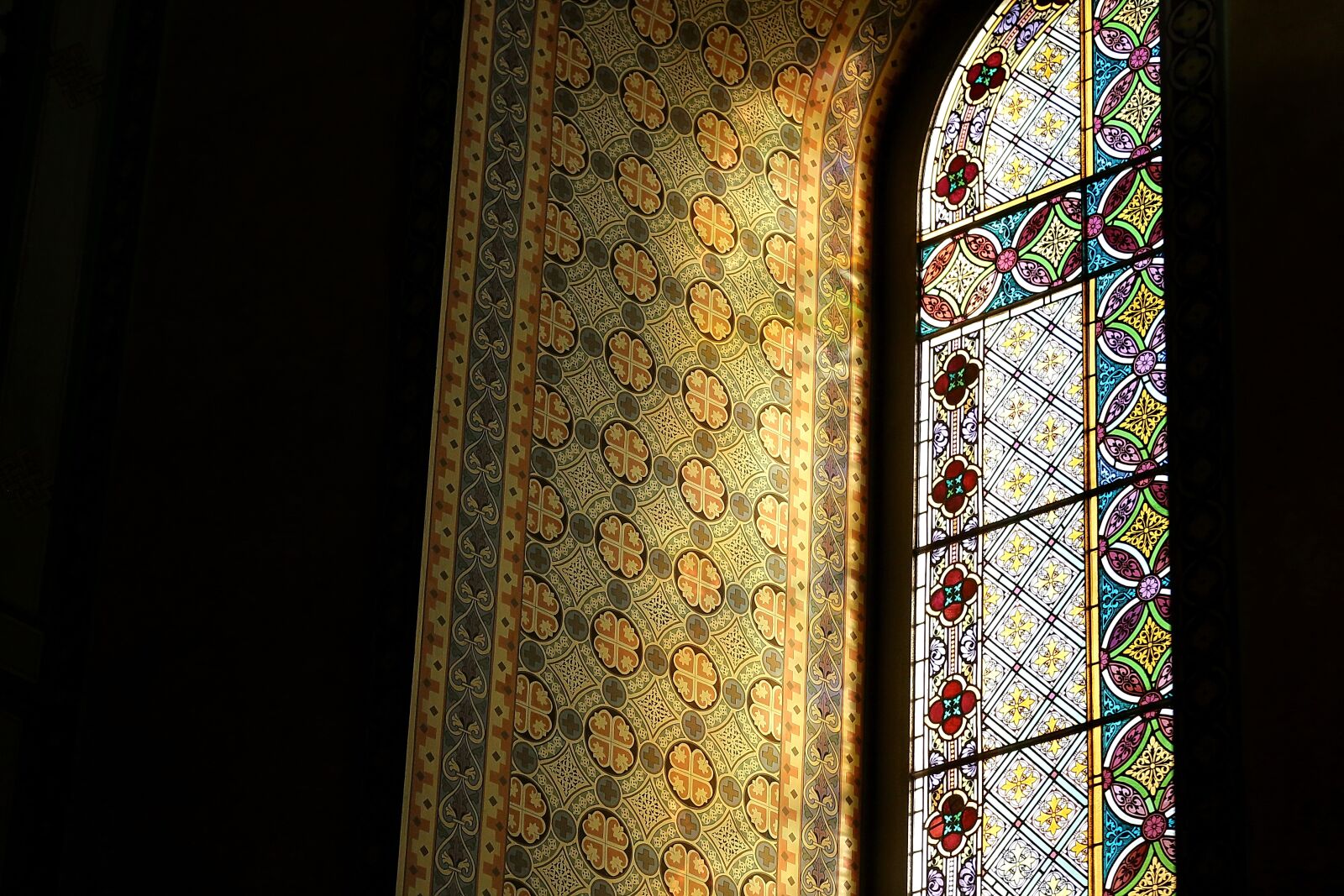 Canon EOS 6D sample photo. Stained glass, window, arabic photography