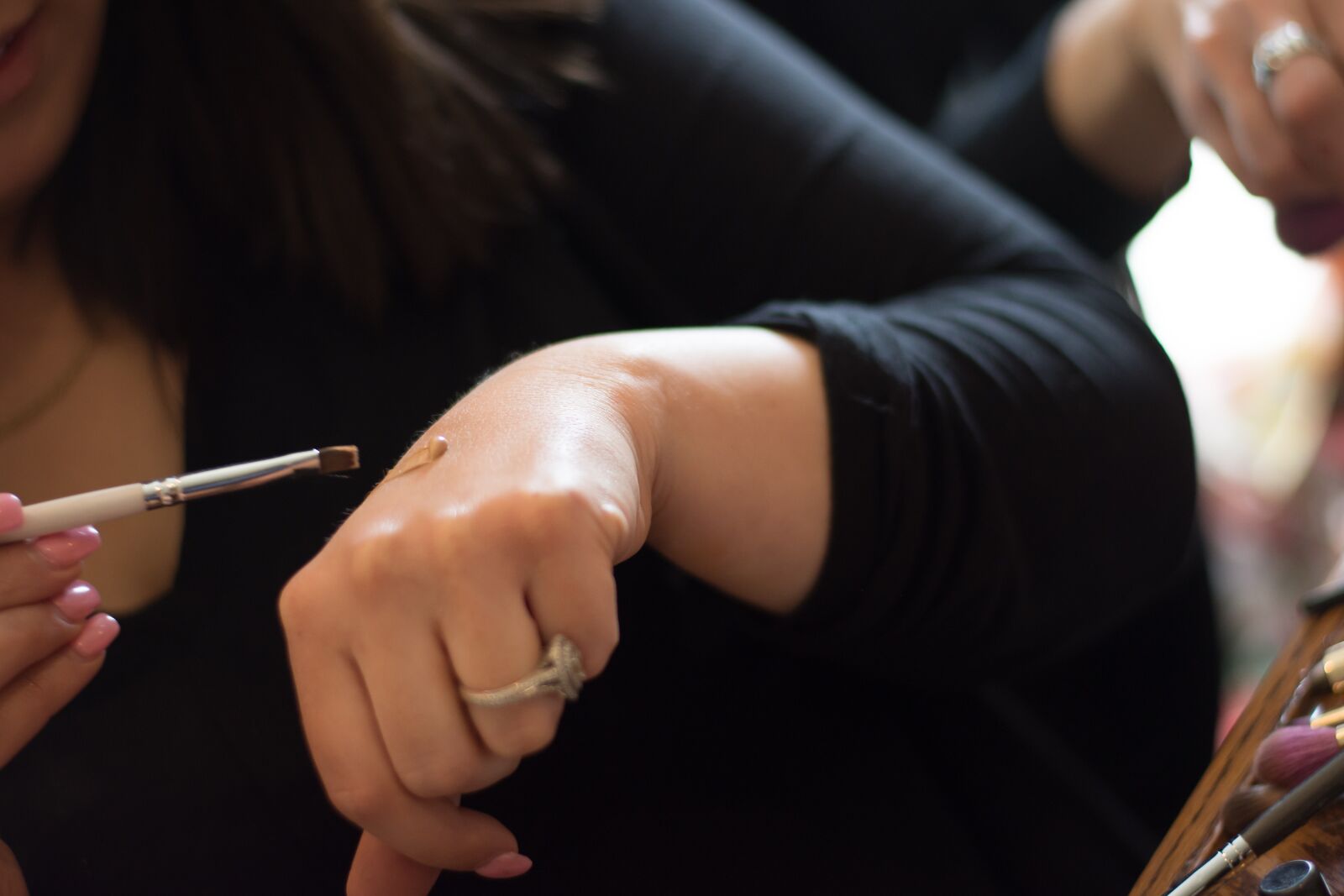 Nikon D7200 sample photo. Hands, make up, trying photography
