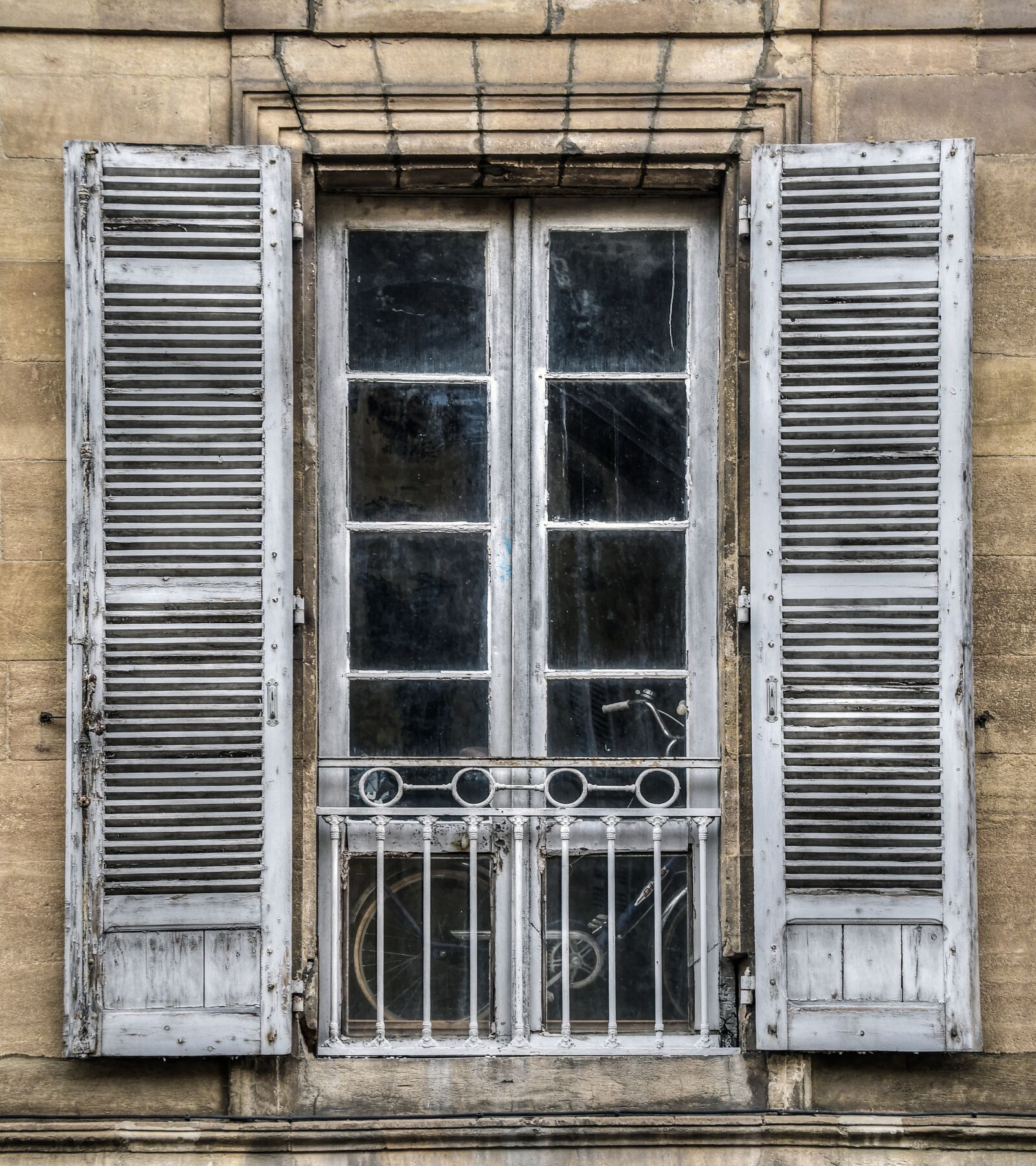 Nikon D500 sample photo. Window, old, pane photography
